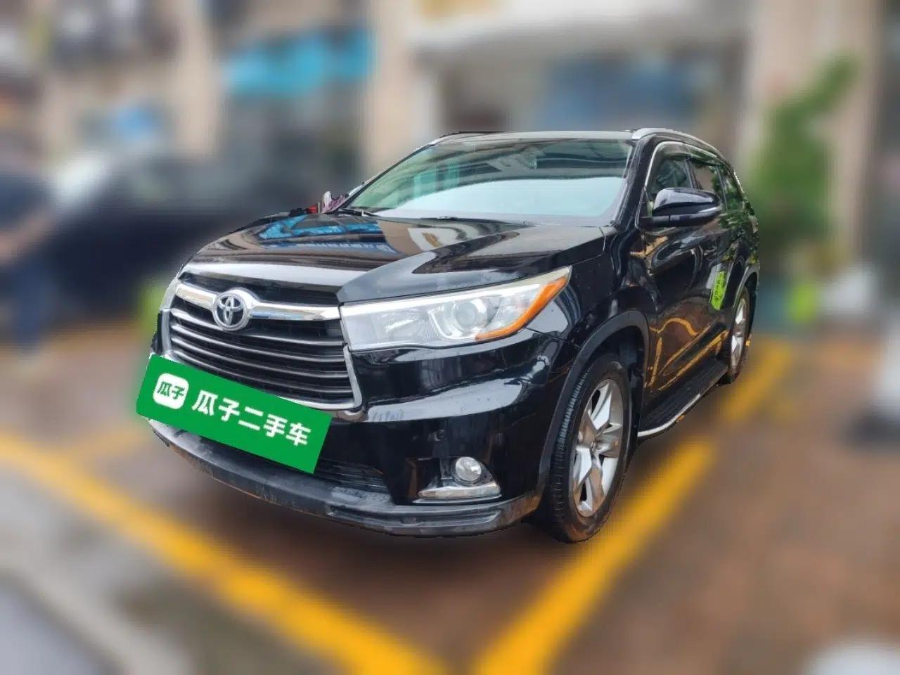 Toyota Highlander 2017 2.0T Two-Wheel Drive Luxury Edition 7 Seats — миниатюра 1