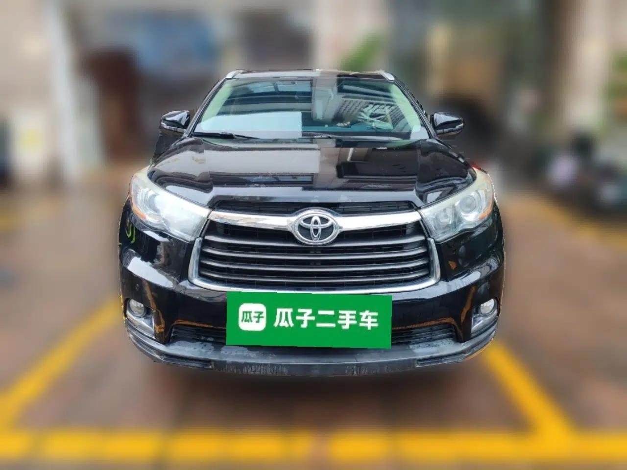 Toyota Highlander 2017 2.0T Two-Wheel Drive Luxury Edition 7 Seats — миниатюра 2