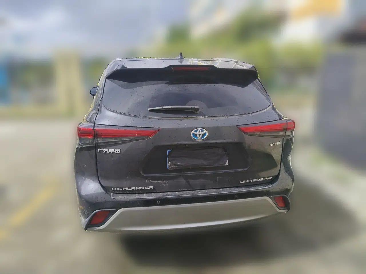 Toyota Highlander 2022 Dual-Engine 2.5L Four-Wheel Drive Prestige Version 7 Seats — миниатюра 5