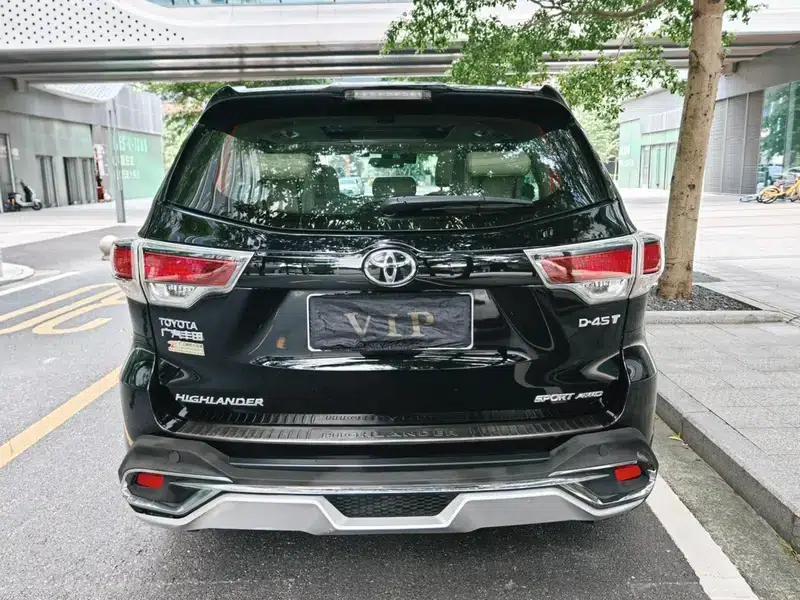 2015 Highlander 2.0T AWD Luxury 7-seater — миниатюра 5