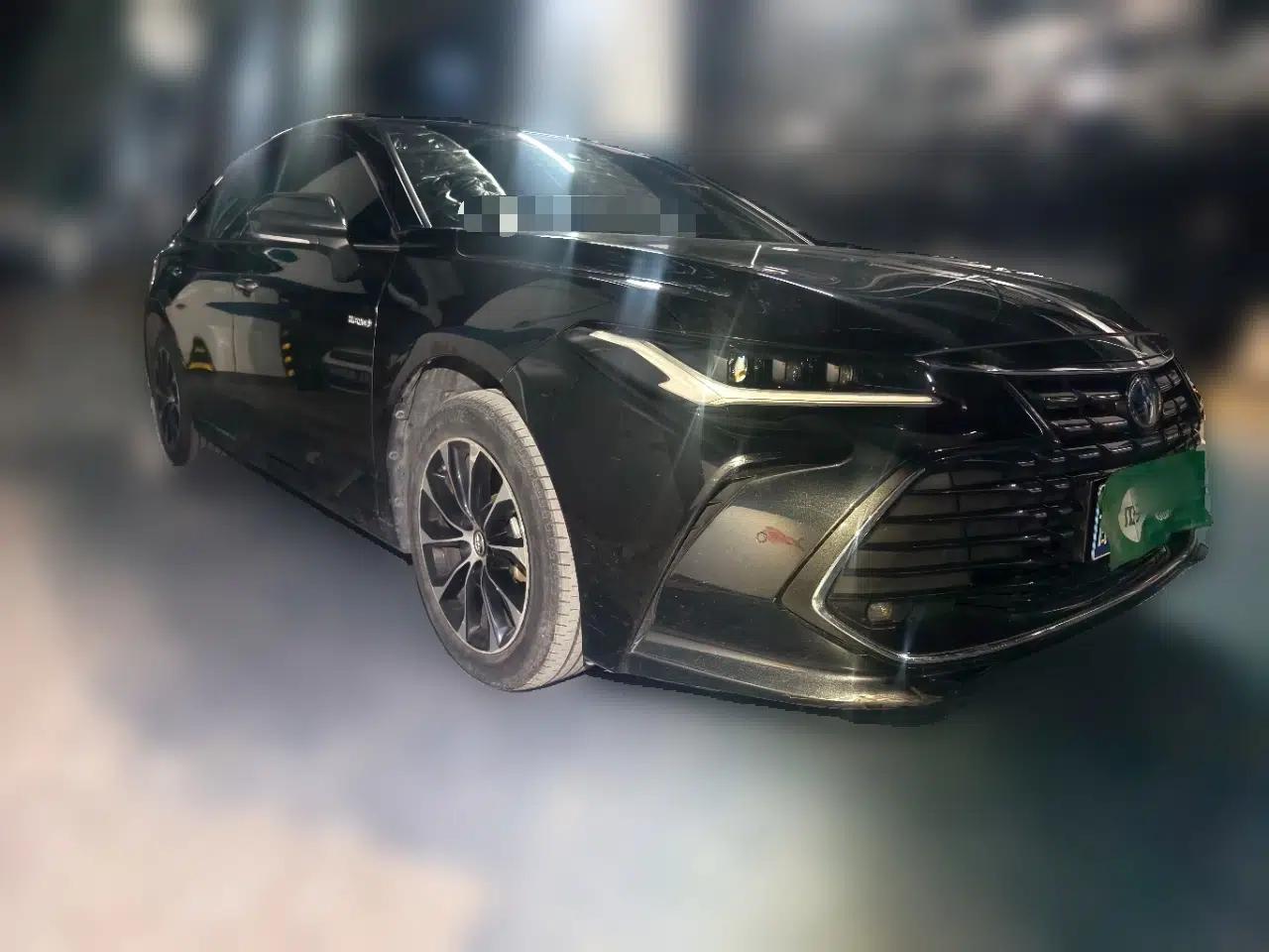 Toyota Avalon 2022 Dual-Engine 2.5L Luxury Edition — миниатюра 3
