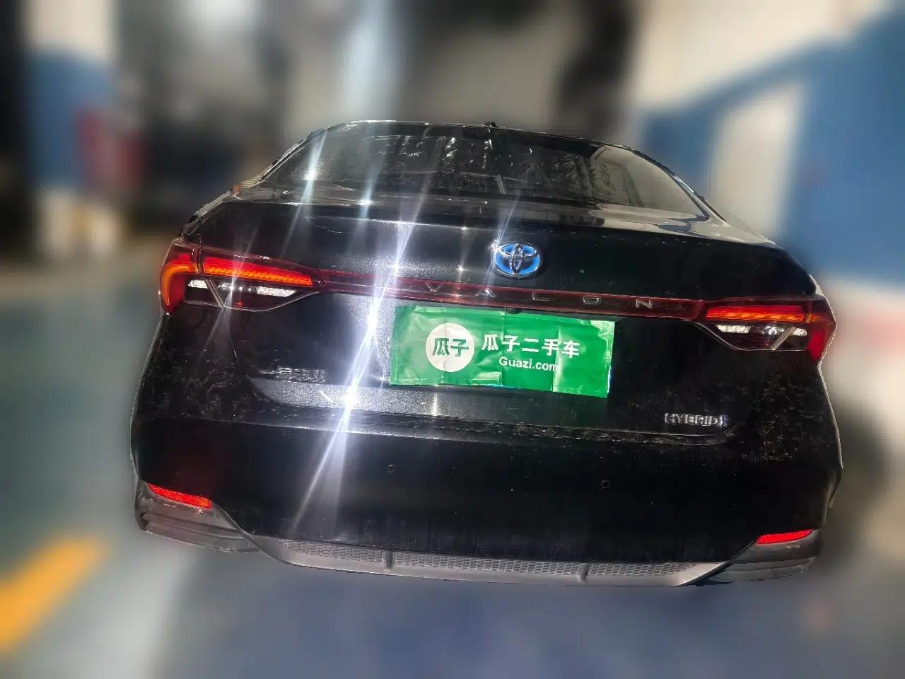 Toyota Avalon 2022 Dual-Engine 2.5L Luxury Edition — миниатюра 5