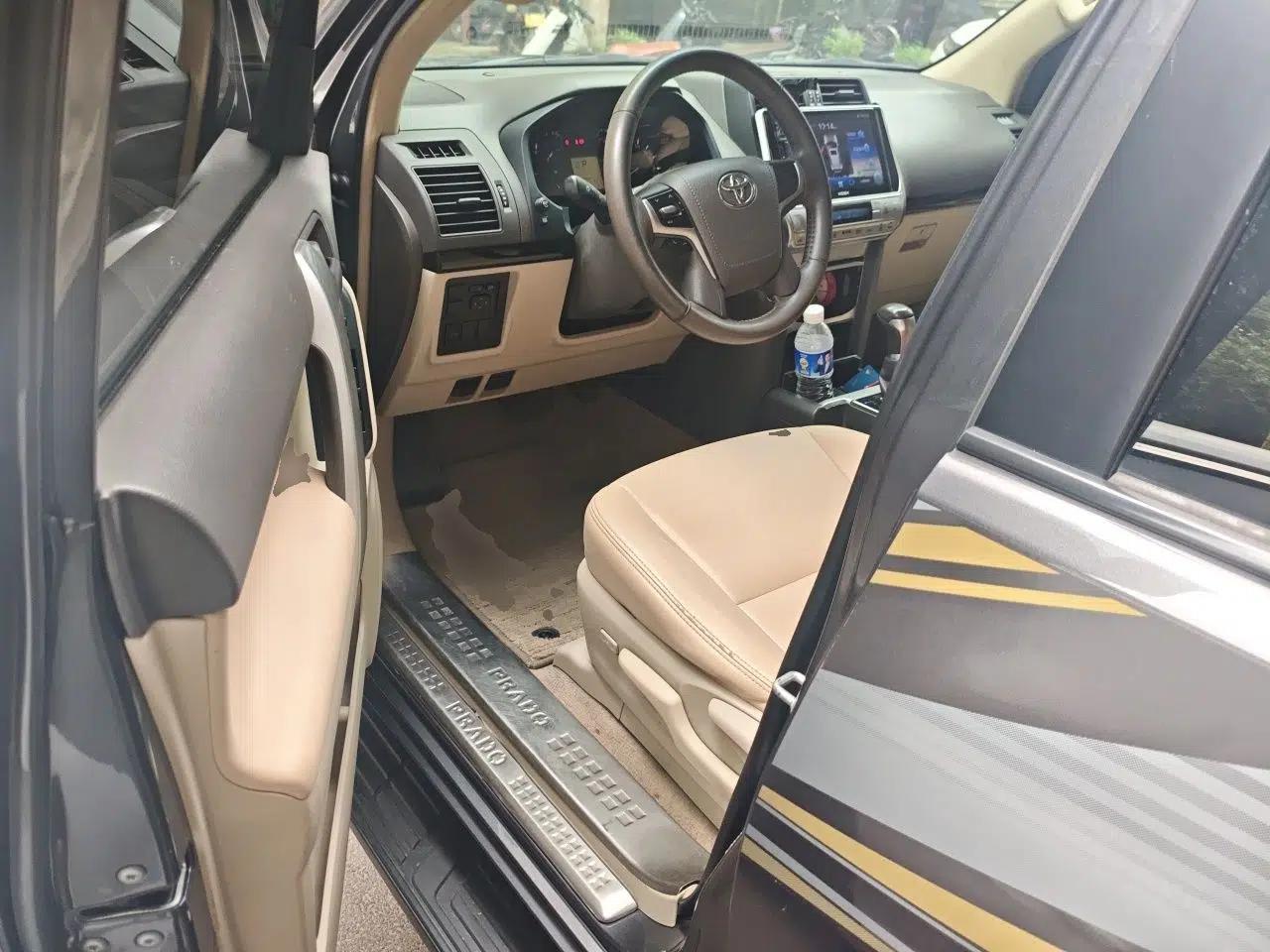 Toyota Prado Toyota Prado 2018, 4.0L Automatic, 7-Seater (Parallel Import), Middle East Specification — миниатюра 16