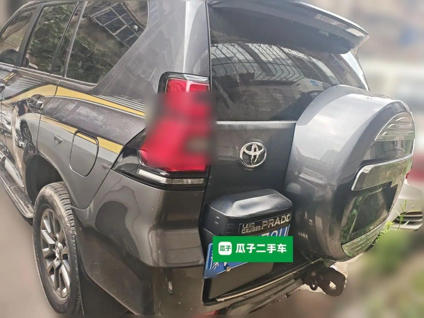 Toyota Prado Toyota Prado 2018, 4.0L Automatic, 7-Seater (Parallel Import), Middle East Specification — миниатюра 4