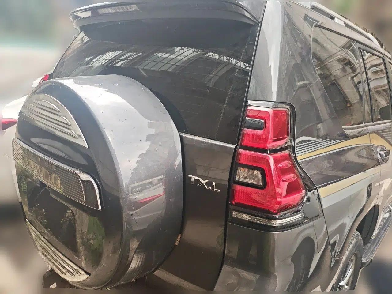 Toyota Prado Toyota Prado 2018, 4.0L Automatic, 7-Seater (Parallel Import), Middle East Specification — миниатюра 6