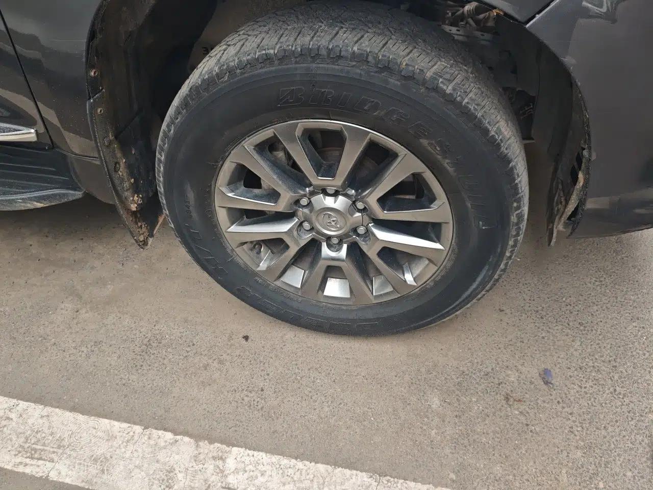 Toyota Prado Toyota Prado 2018, 4.0L Automatic, 7-Seater (Parallel Import), Middle East Specification — миниатюра 8
