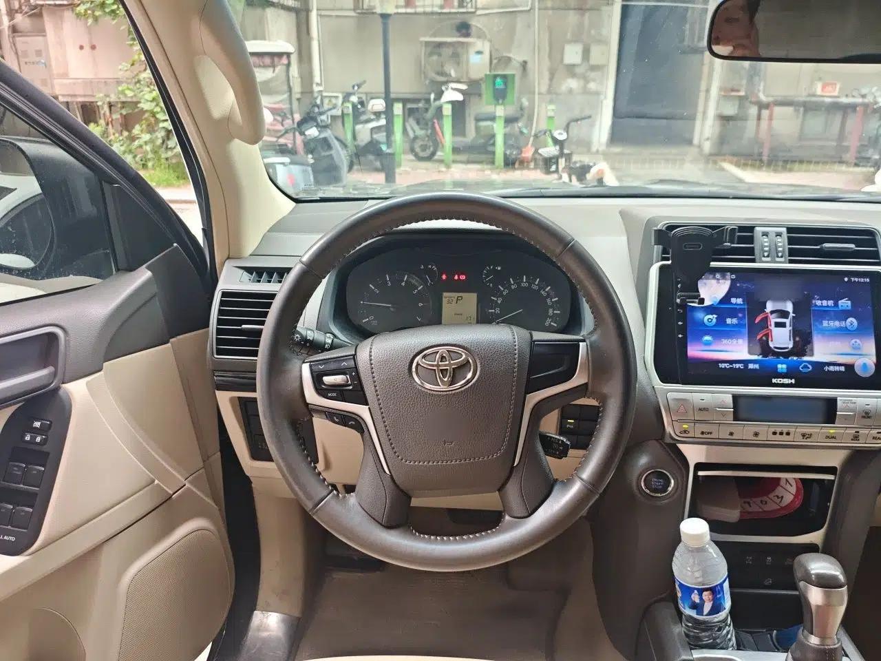 Toyota Prado Toyota Prado 2018, 4.0L Automatic, 7-Seater (Parallel Import), Middle East Specification — миниатюра 10