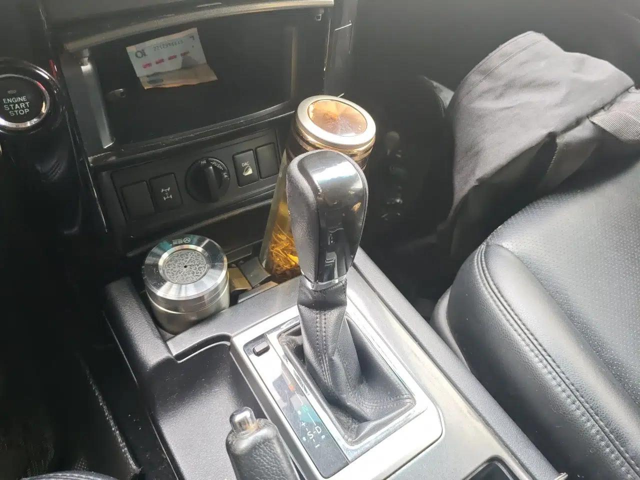 Toyota Prado Toyota Prado 2.8T diesel, 5 seats, with sunroof — миниатюра 14