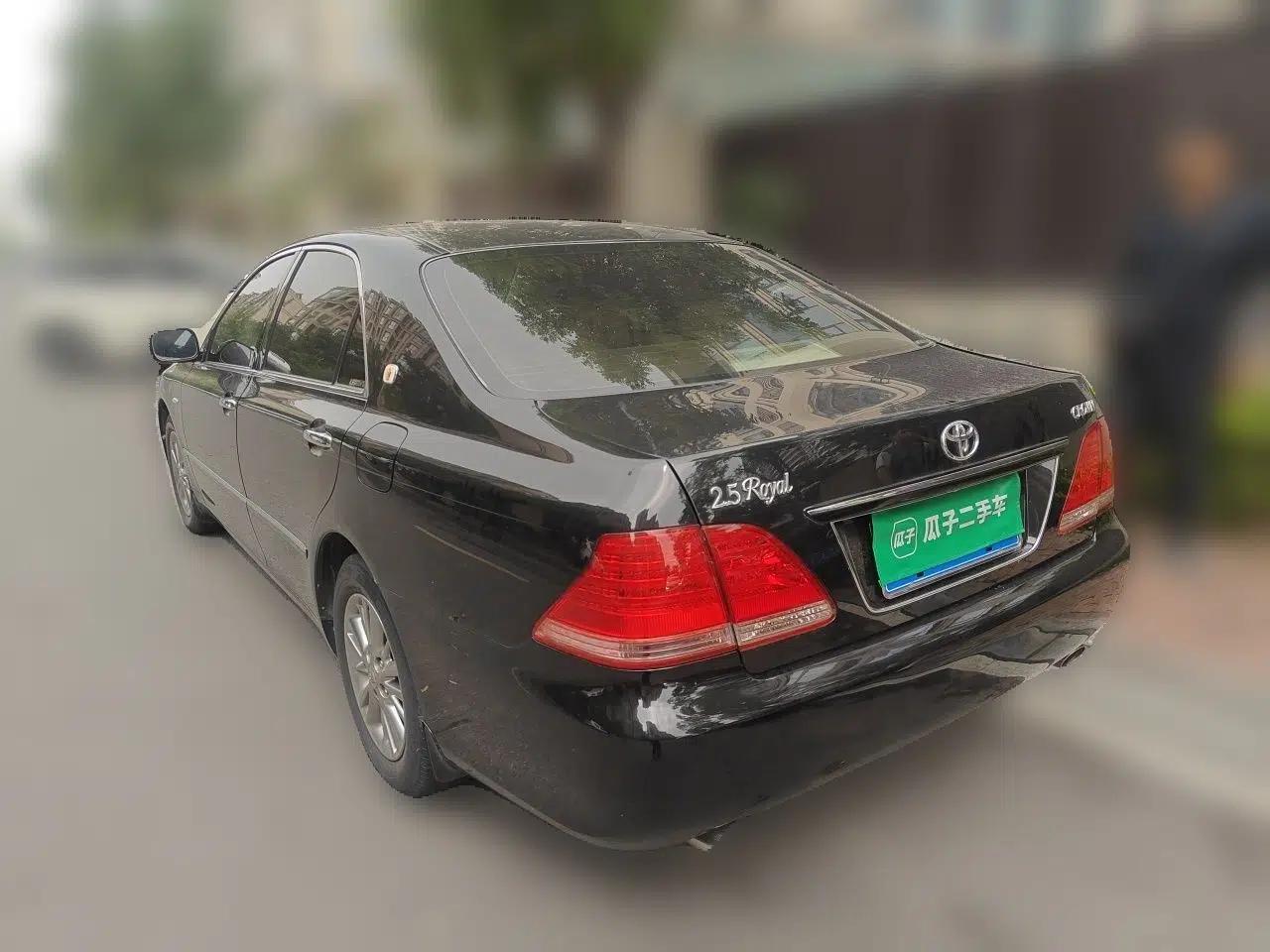 Toyota Crown 2007 2.5L Royal Navigation Edition — миниатюра 4