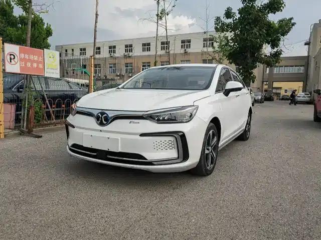 Beijing EU5 2018 R500 Smart Edition