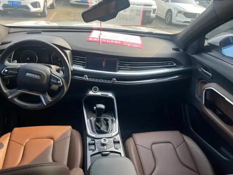 Haval H6 2017 Facelift Red Label Sport Edition 1.5T Automatic 2WD Premium — миниатюра 7