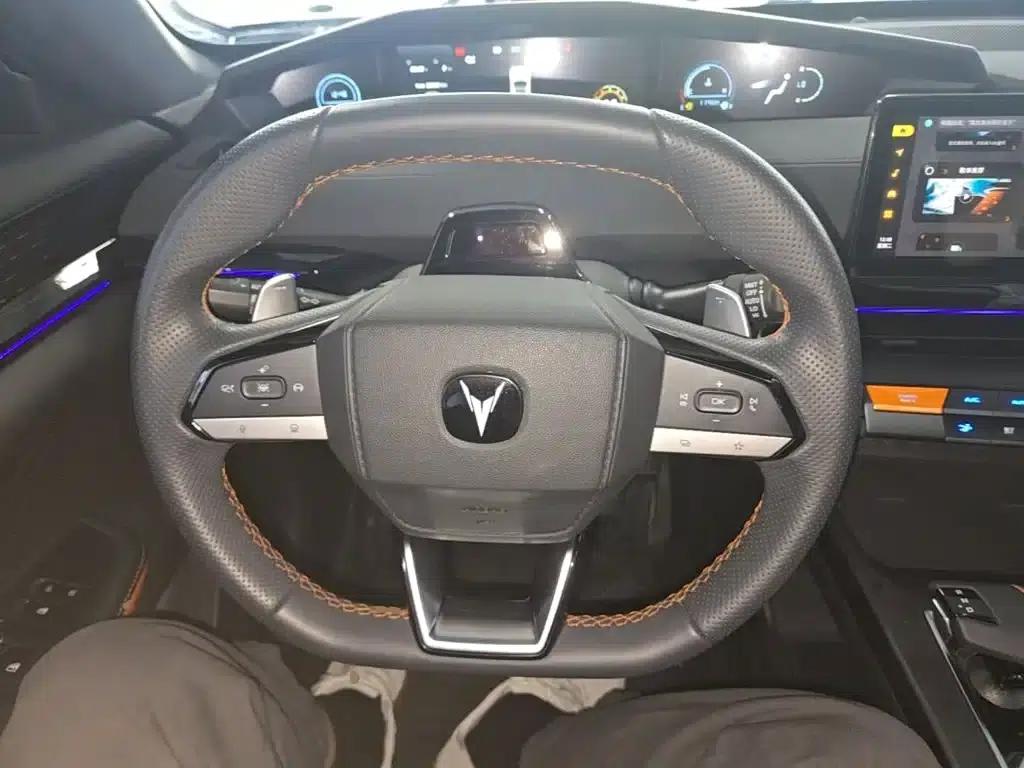 Changan UNI-V 2024 1.5T High-Performance Edition — миниатюра 11