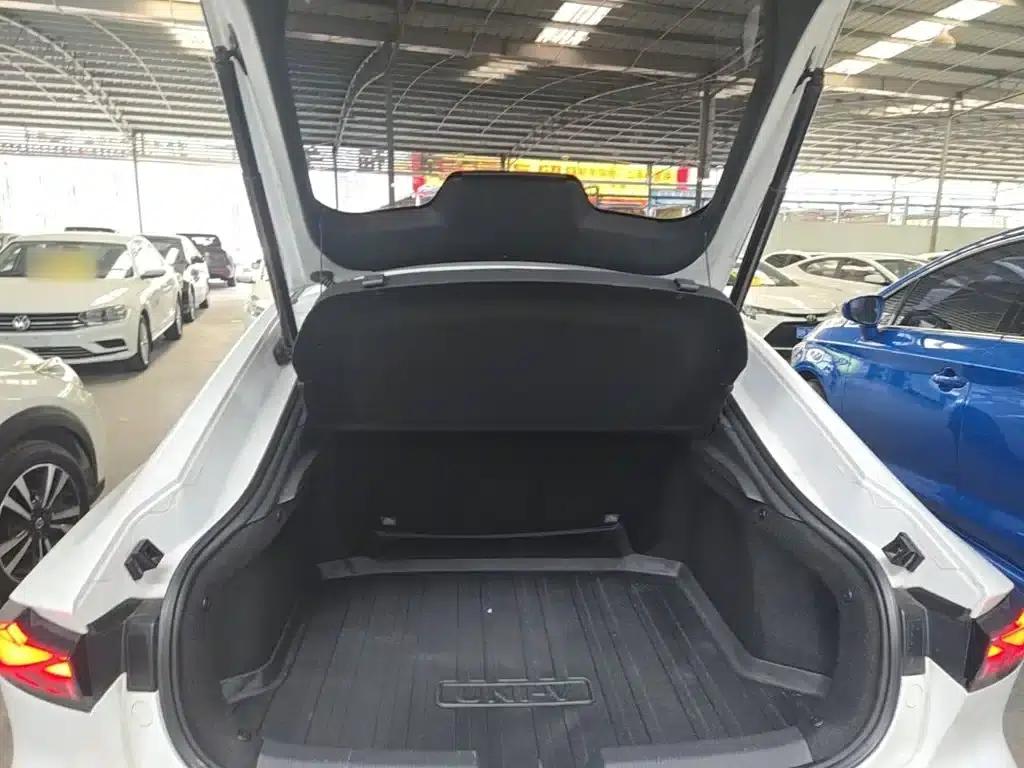 Changan UNI-V 2024 1.5T High-Performance Edition — миниатюра 19