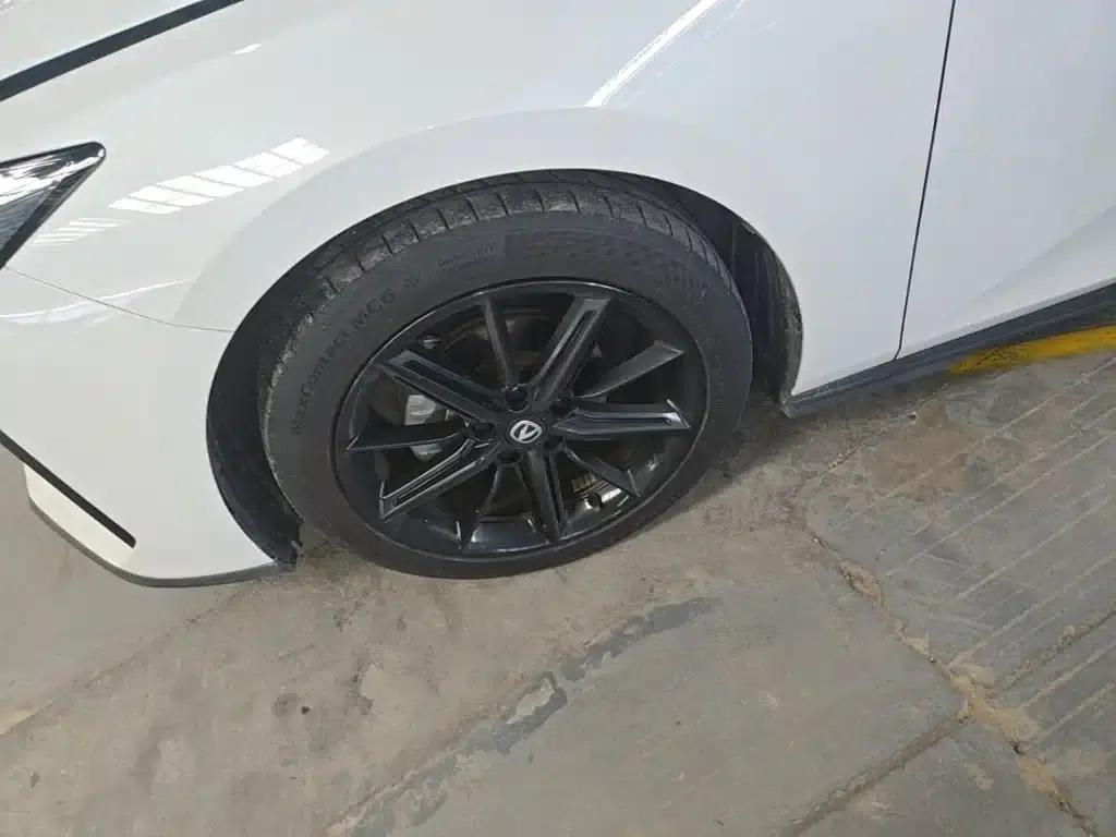 Changan UNI-V 2024 1.5T High-Performance Edition — миниатюра 23