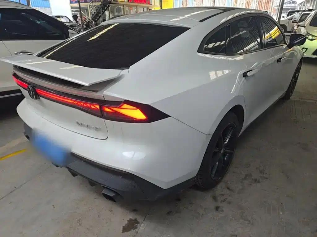 Changan UNI-V 2024 1.5T High-Performance Edition — миниатюра 7