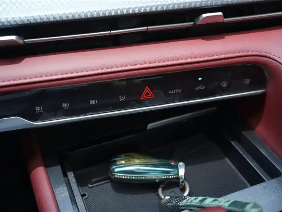 Changan CS75PLUS 2022 Second Generation 1.5T Automatic Premium Edition — миниатюра 21