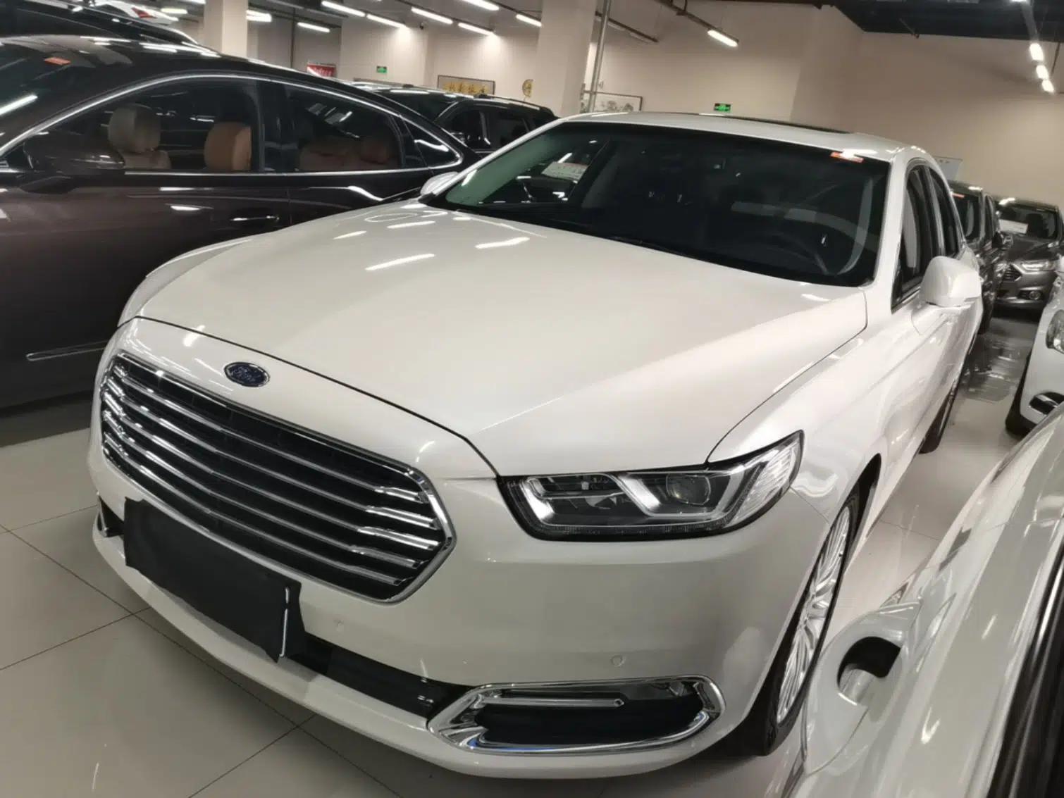 Ford Taurus 2018 EcoBoost 245 Premier Edition China V Standard — миниатюра 1
