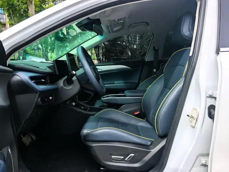 Geely Geometry G6 2024 500KM Premium Edition — миниатюра 13