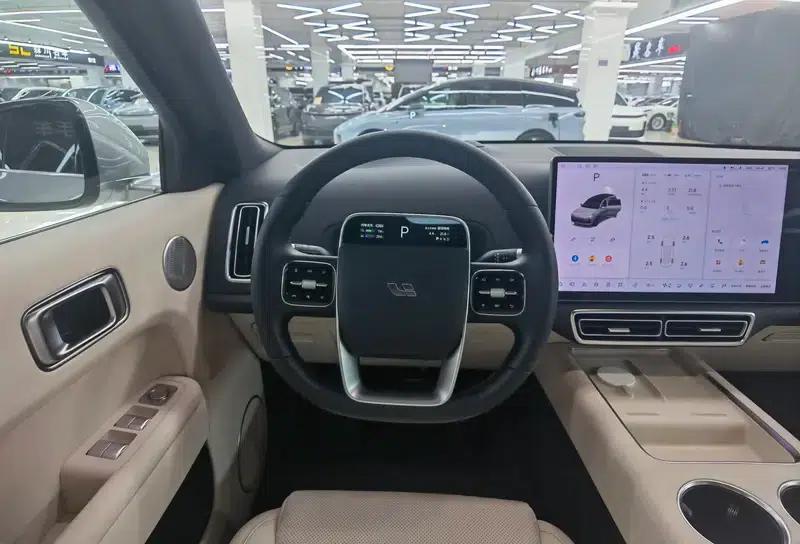 Li Auto L8 2023 Pro Edition — миниатюра 6