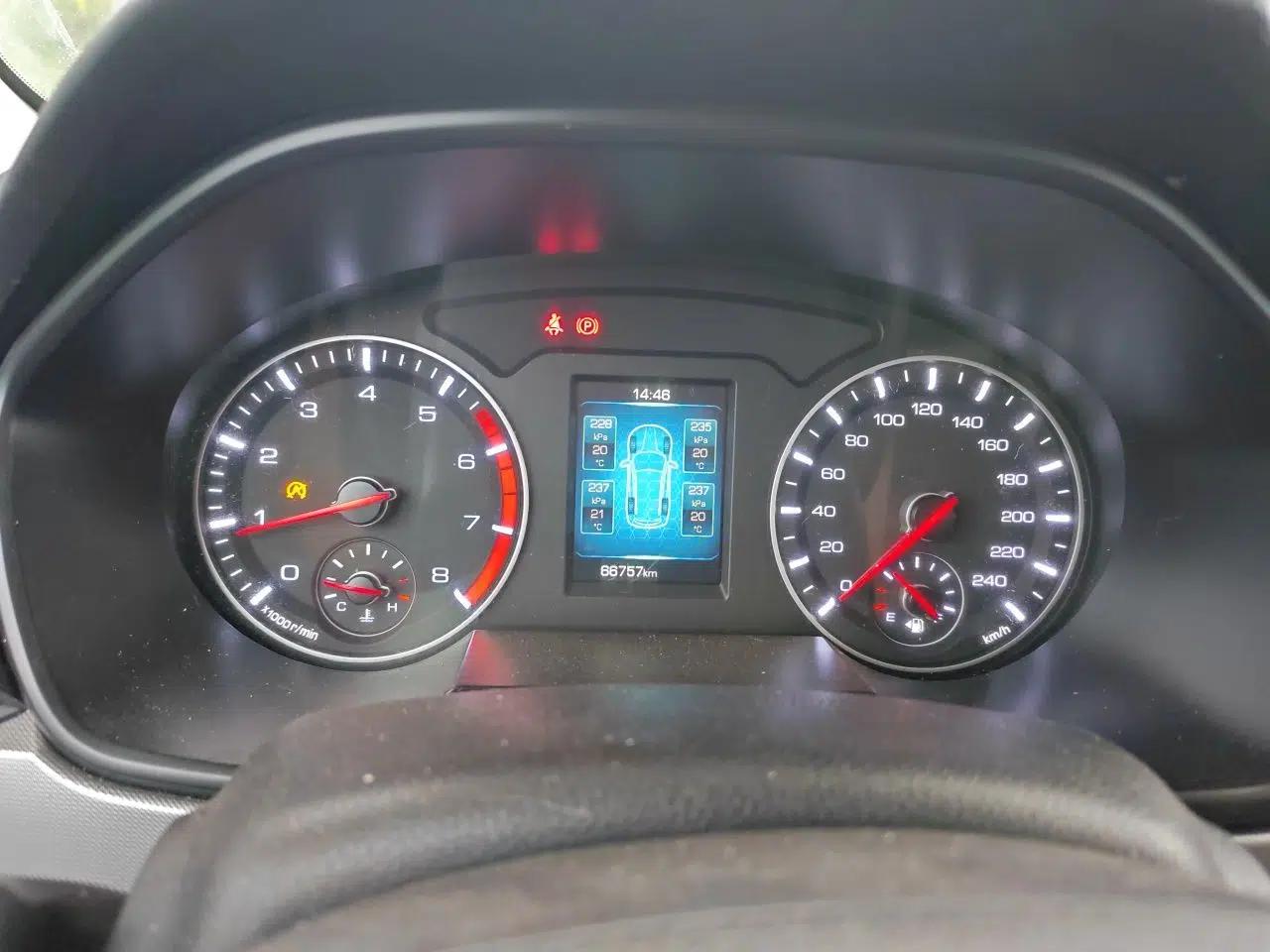 Haval H6 2018 Red-Label Sport Version 1.5T Manual Two-Wheel Drive Elite Model — миниатюра 11