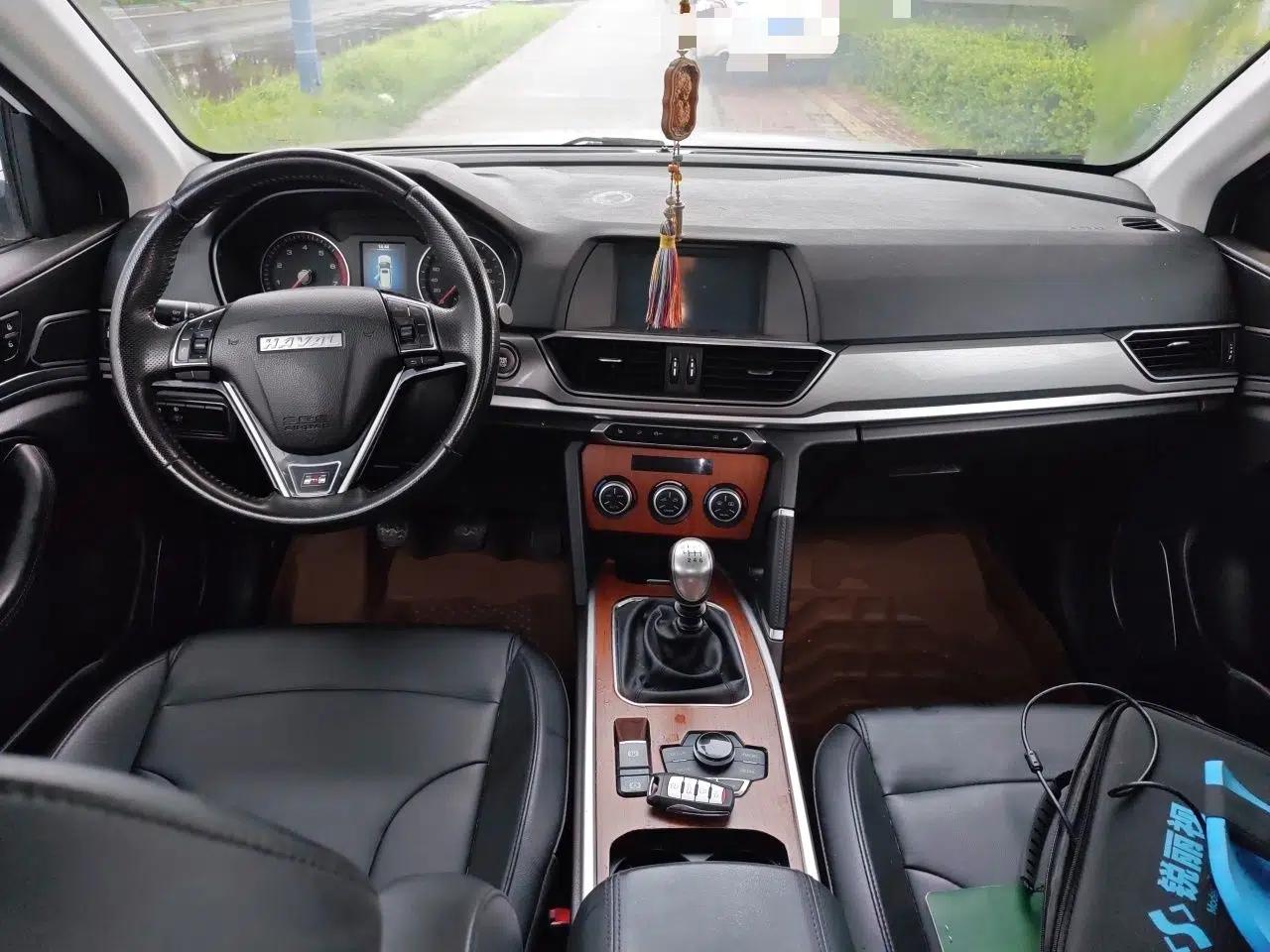 Haval H6 2018 Red-Label Sport Version 1.5T Manual Two-Wheel Drive Elite Model — миниатюра 9