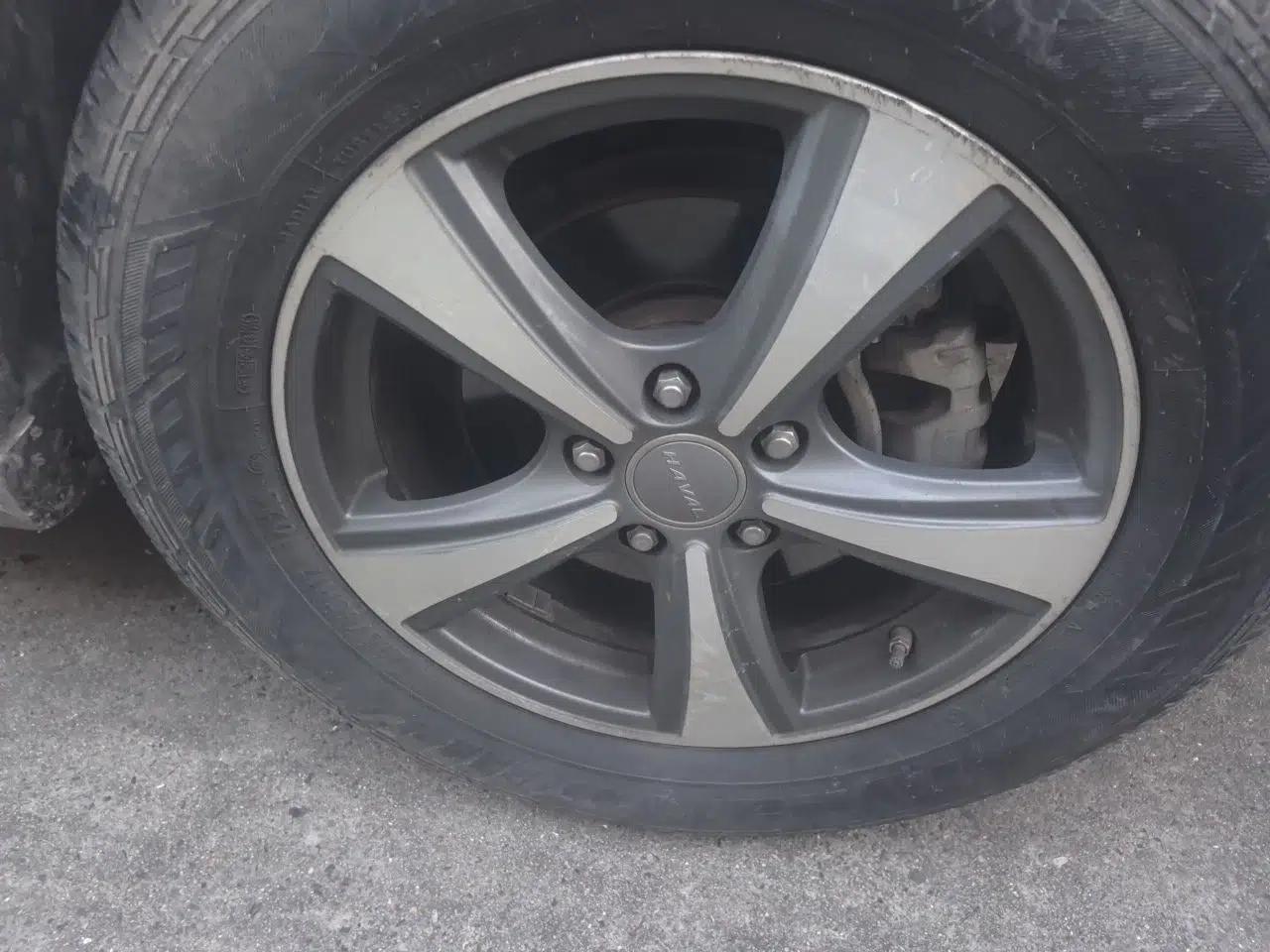 Haval H6 2013 Sports Edition 1.5T Manual Two-Wheel Drive Elite Model — миниатюра 8