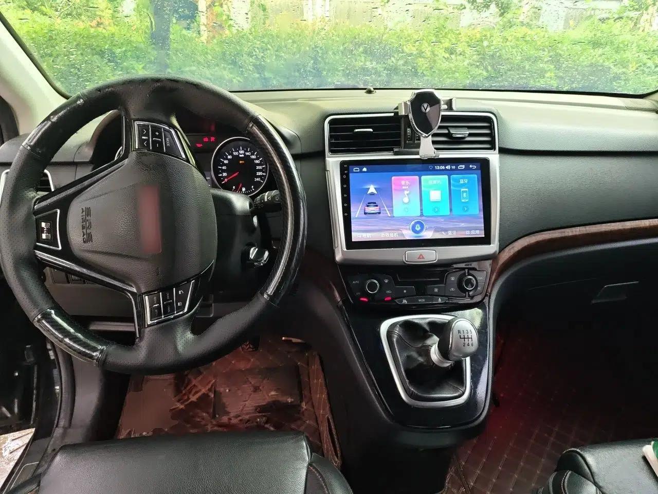 Haval H6 2013 Sports Edition 1.5T Manual Two-Wheel Drive Elite Model — миниатюра 9