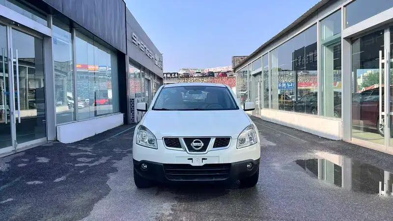 Nissan Qashqai 2015 2.0XL Cool Fire CVT 2WD — миниатюра 2