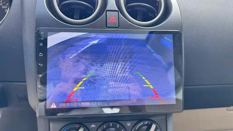Nissan Qashqai 2015 2.0XL Cool Fire CVT 2WD — миниатюра 8