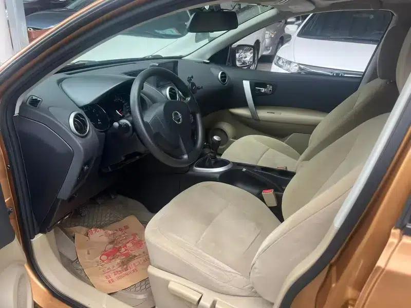 Nissan Qashqai 2015 2.0XL Cool Fire MT 2WD — миниатюра 8