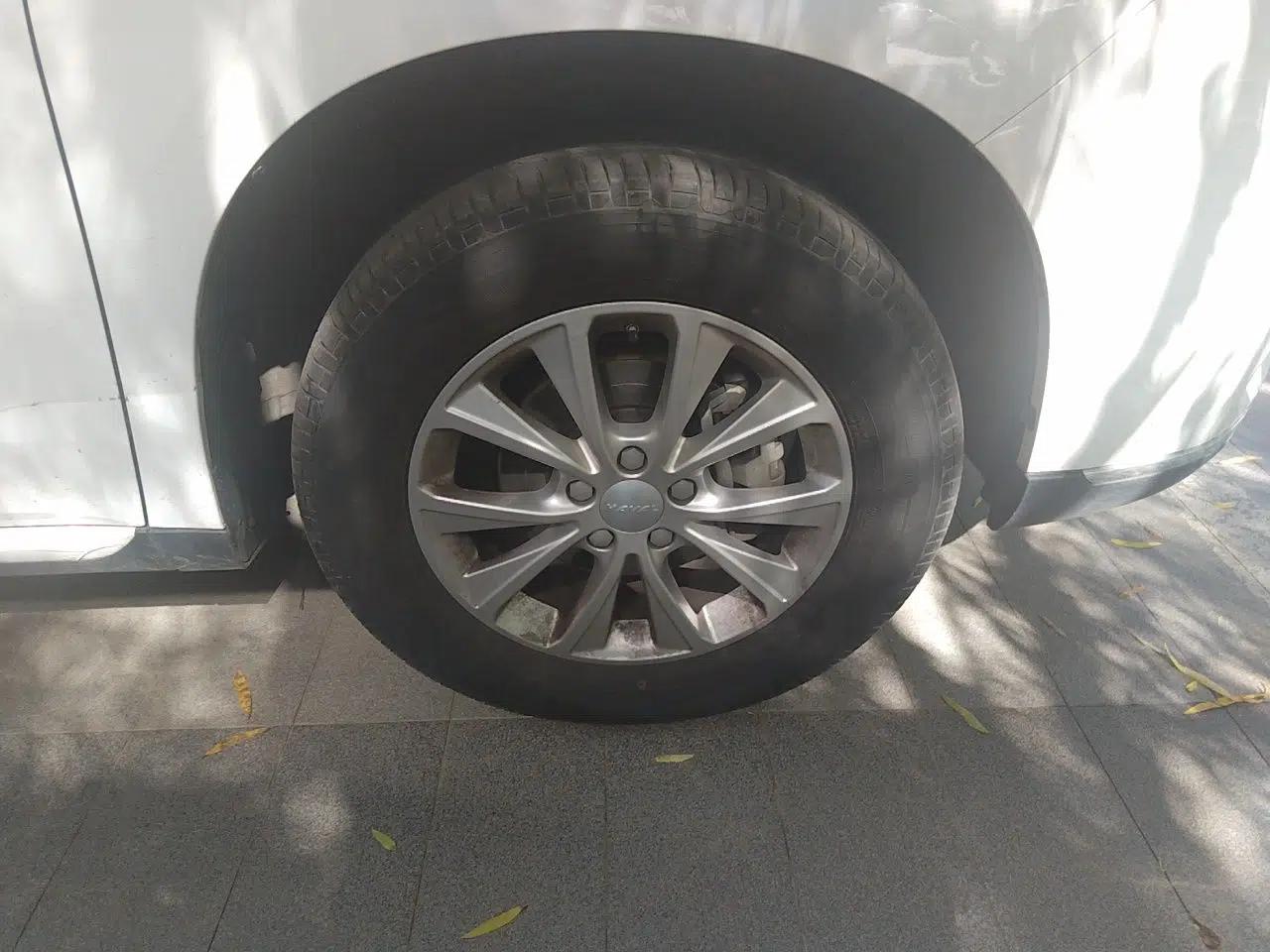 Haval M6 2021 PLUS 1.5T DCT Luxury Smart Connectivity Model — миниатюра 8