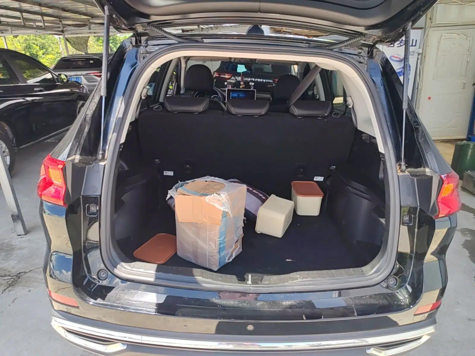 Haval M6 2021 PLUS 1.5T DCT Luxury Smart Connectivity Model — миниатюра 22