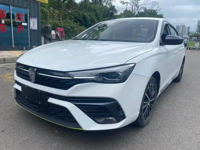 Roewe i5 2021 1.5L CVT Diamond Edition — миниатюра 1