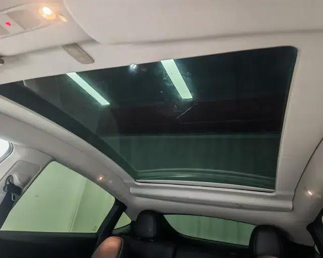 Model Y 2023 Rear-Wheel Drive — миниатюра 19