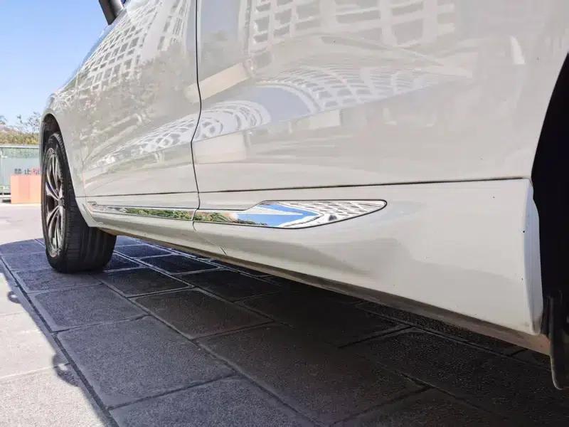 2023 Volvo XC60 B5 AWD Inscription Luxury Edition — миниатюра 9