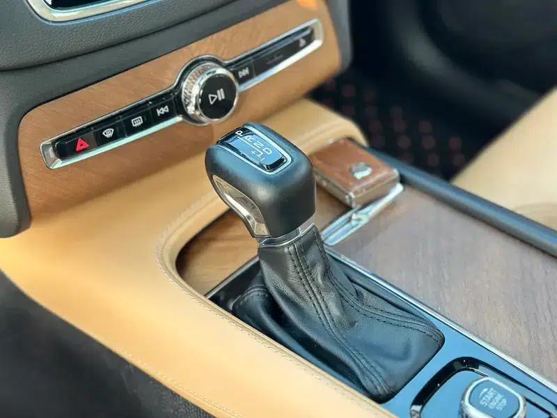 2019 Volvo XC90 T6 Smart Edition 7-seater (China V emission standard) — миниатюра 17