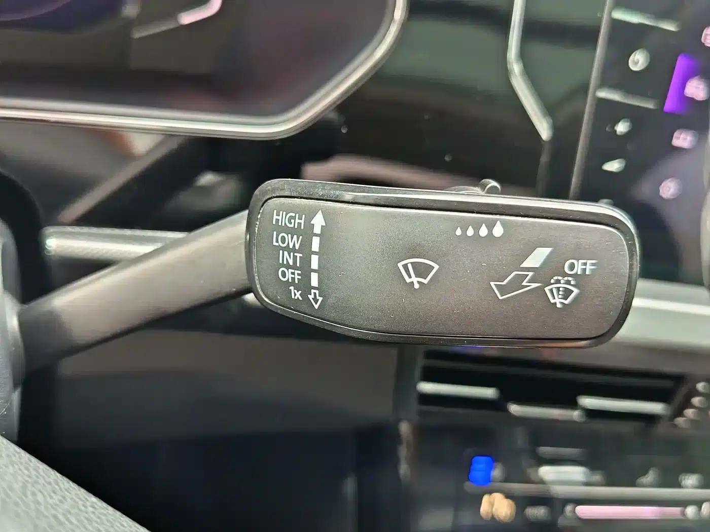 2022 Volkswagen Passat 330TSI Starry Sky Luxury Edition — миниатюра 17