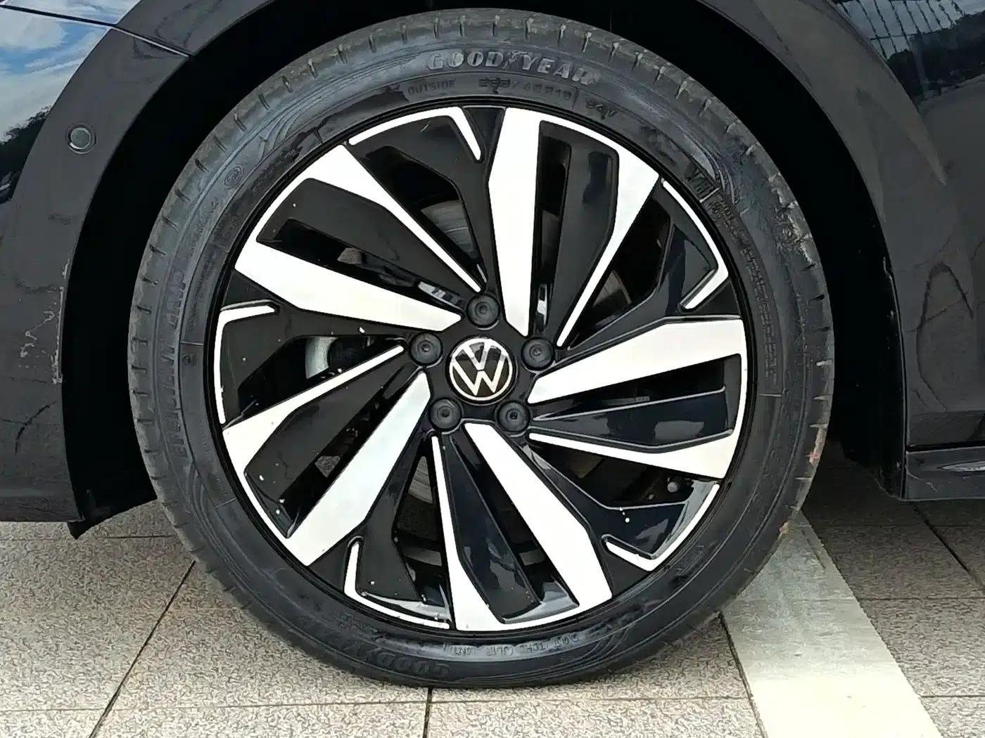 2022 Volkswagen Passat 330TSI Starry Sky Luxury Edition — миниатюра 22