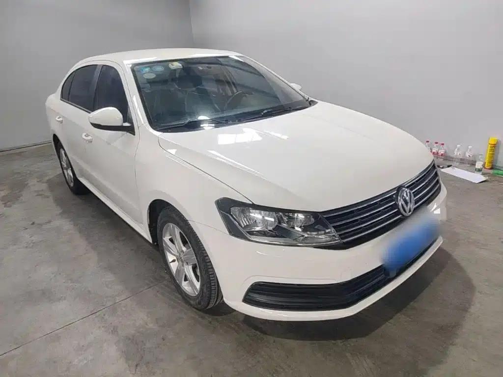 2017 Volkswagen Lavida 1.6L Automatic Fashion Edition — миниатюра 4