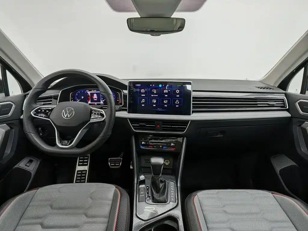 Tiguan L 2023 330TSI Automatic 2WD R-Line Flagship Edition — миниатюра 5