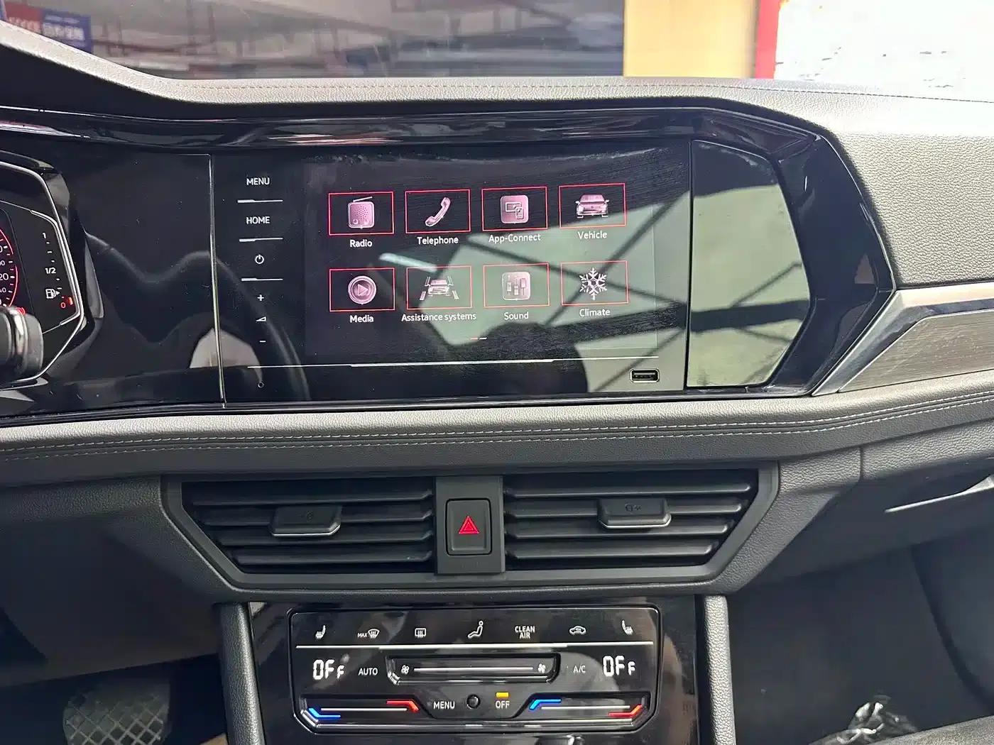 2021 Volkswagen Sagitar 280TSI DSG Luxury Intelligent Edition — миниатюра 15