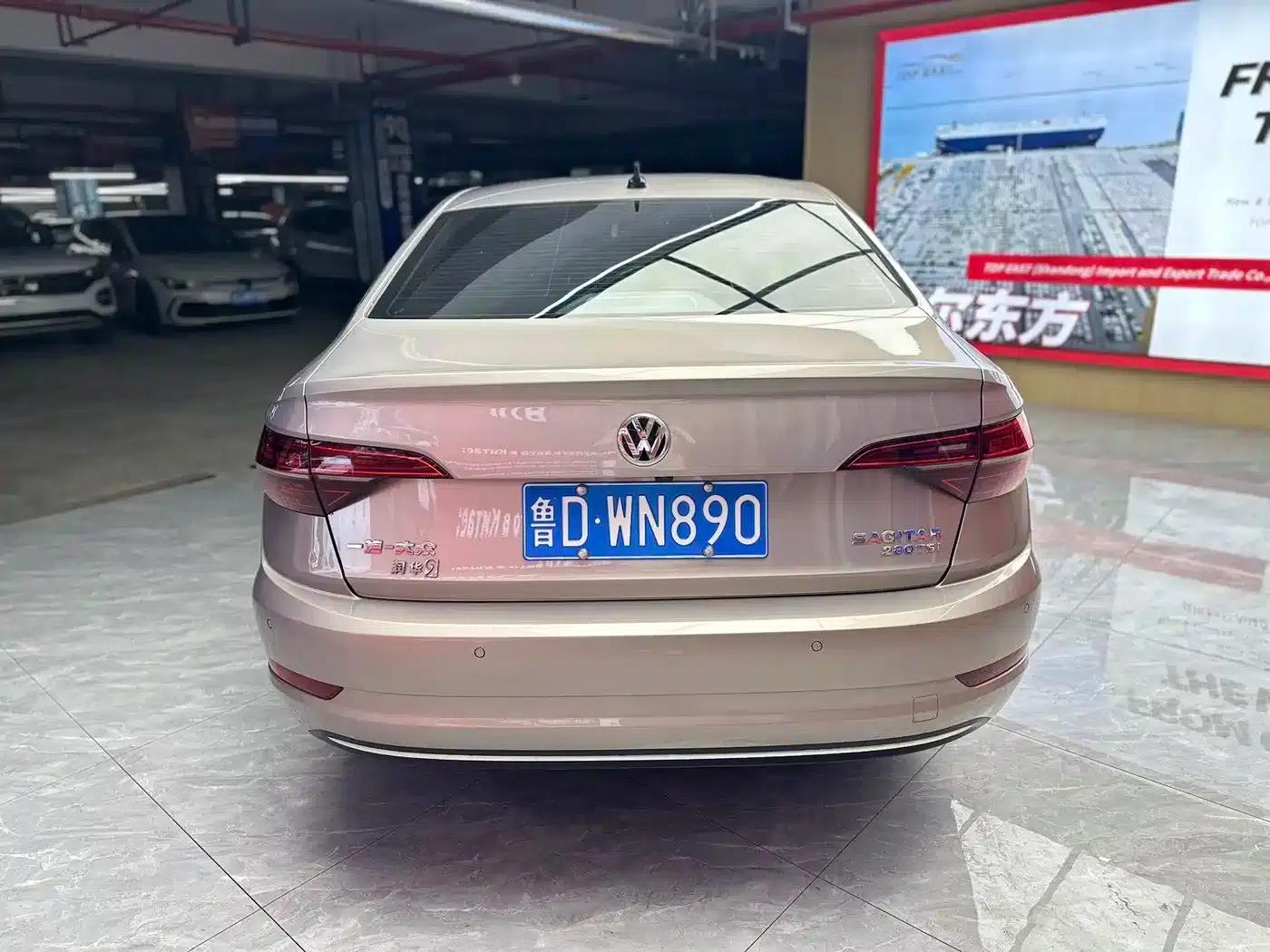 2021 Volkswagen Sagitar 280TSI DSG Luxury Intelligent Edition — миниатюра 6