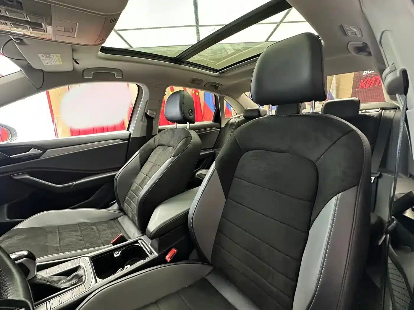 2021 Volkswagen Sagitar 280TSI DSG Luxury Intelligent Edition — миниатюра 10
