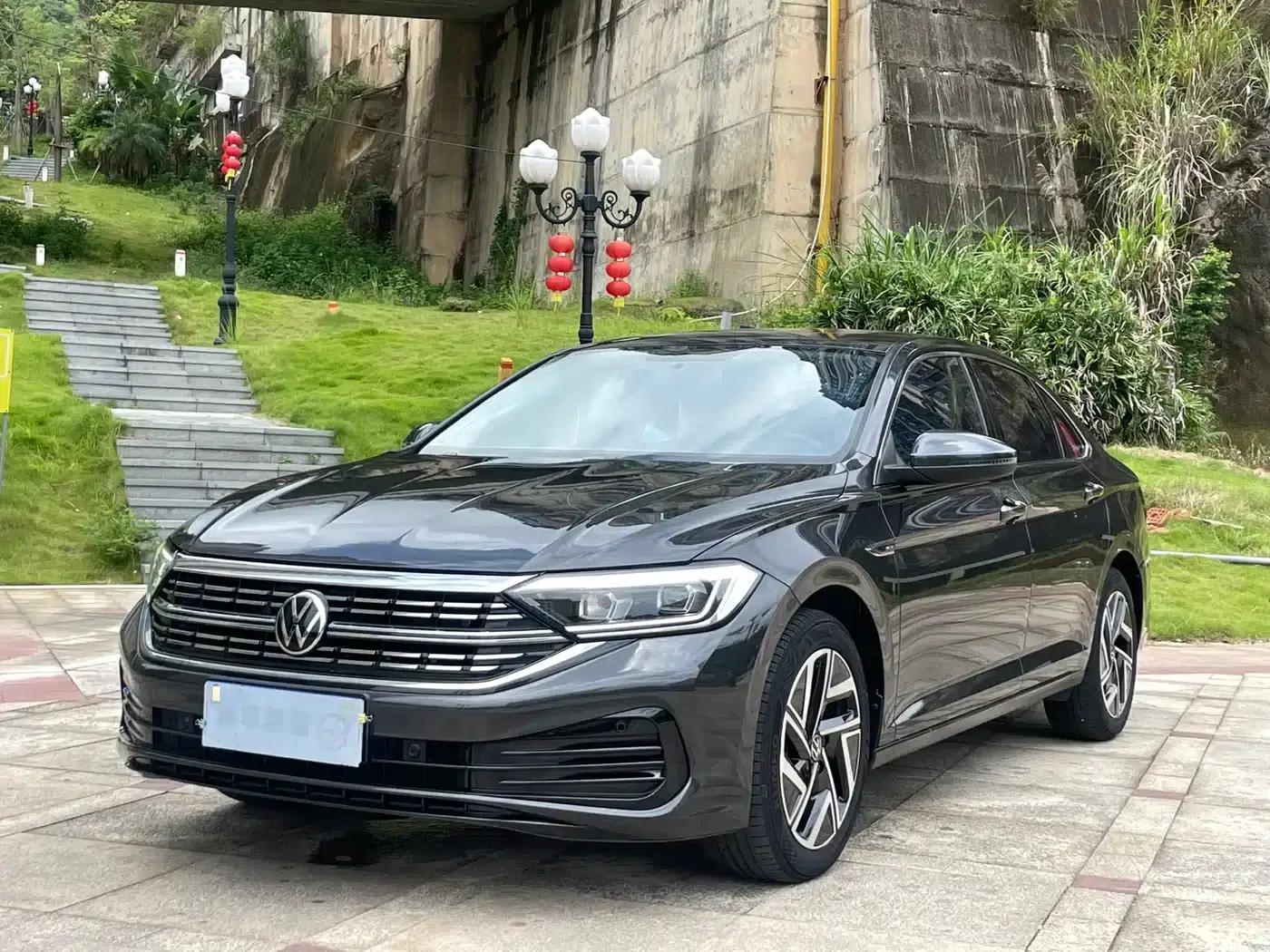 2023 Volkswagen Sagitar 280TSI DSG Beyond Lite Edition — миниатюра 1
