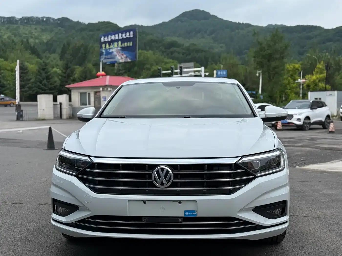 2020 Volkswagen Sagitar 280TSI DSG Comfort Model (China VI Emission Standard) — миниатюра 1