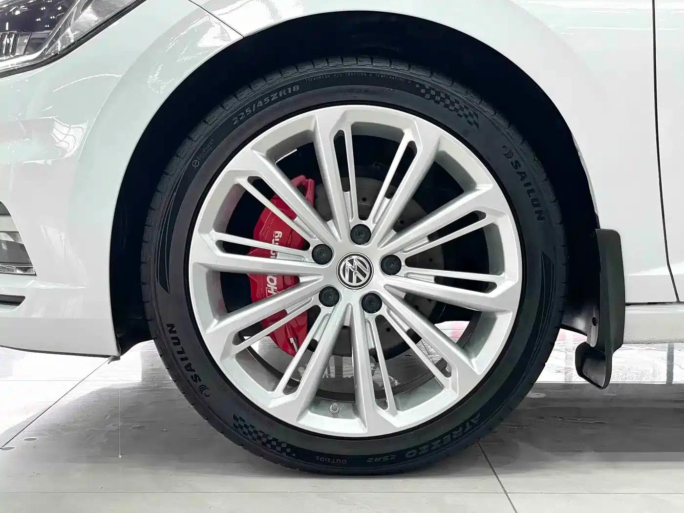 2021 Volkswagen Sagitar 280TSI DSG Excellence Edition — миниатюра 17
