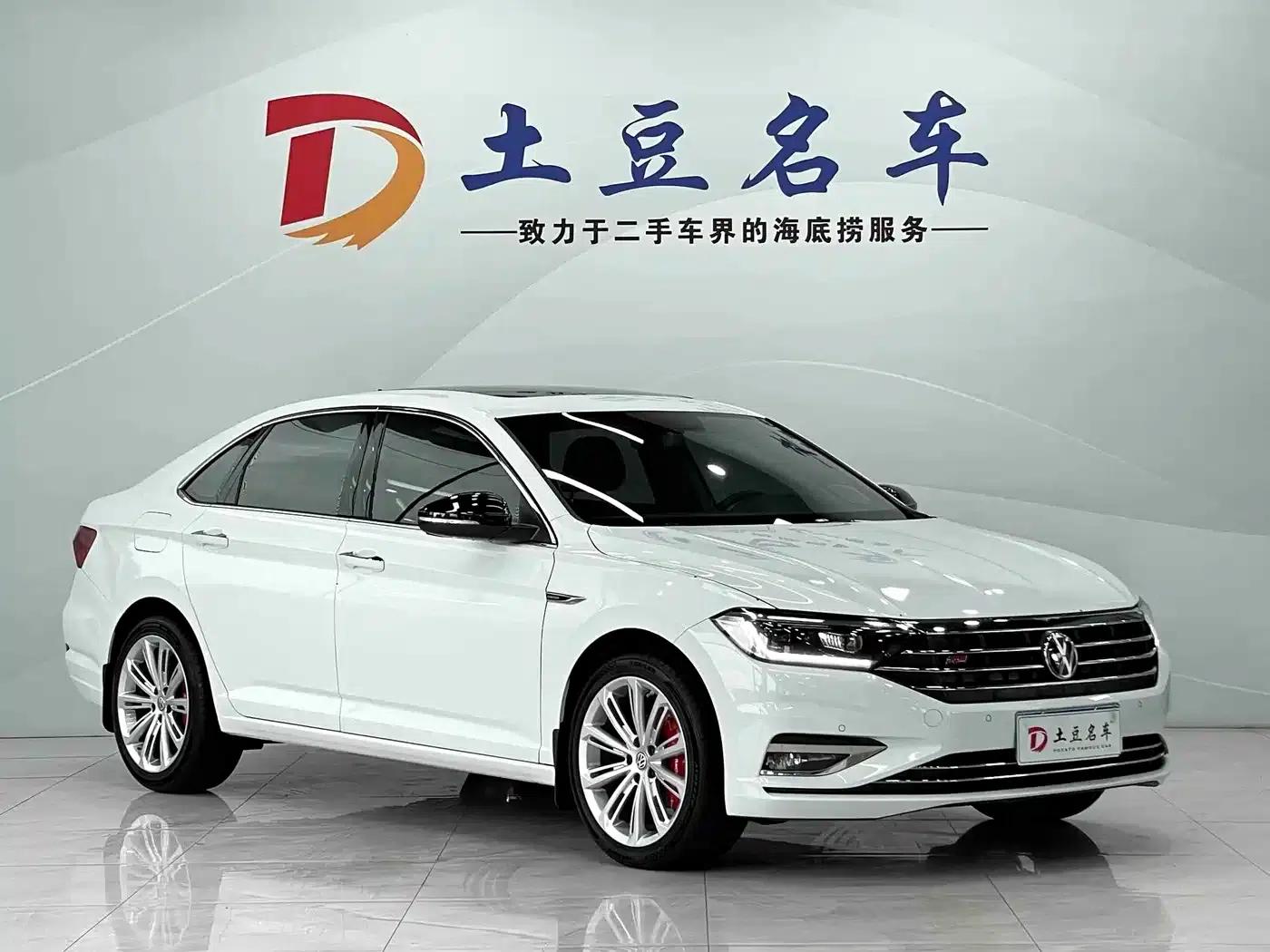 2021 Volkswagen Sagitar 280TSI DSG Excellence Edition — миниатюра 3
