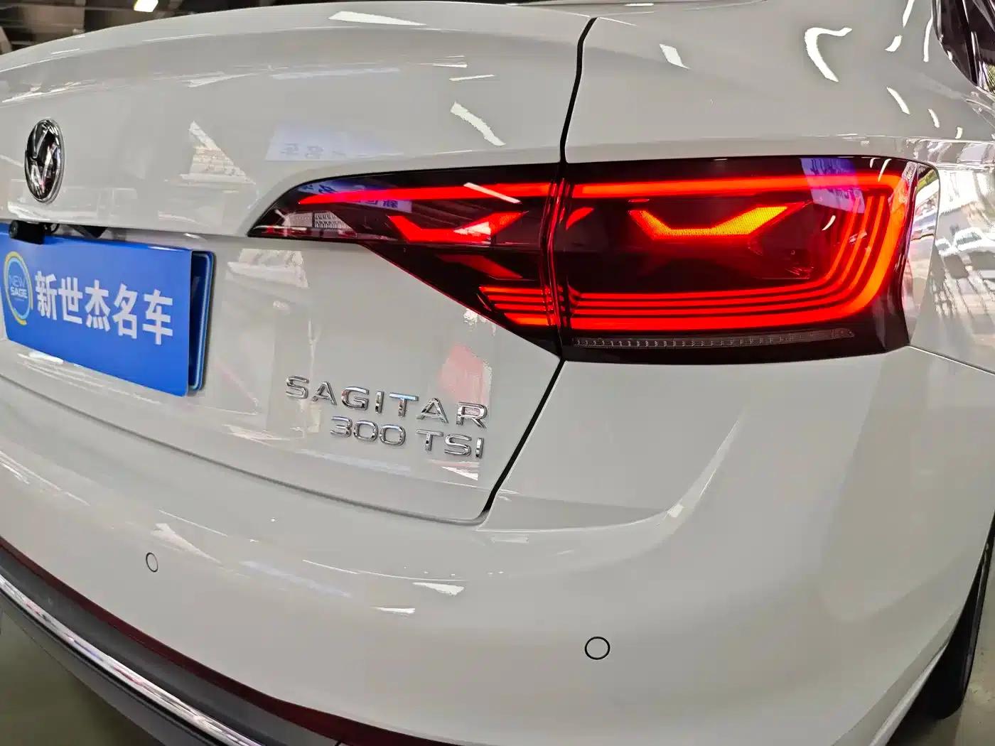 2023 Volkswagen Sagitar 300TSI DSG Flying Edition — миниатюра 14