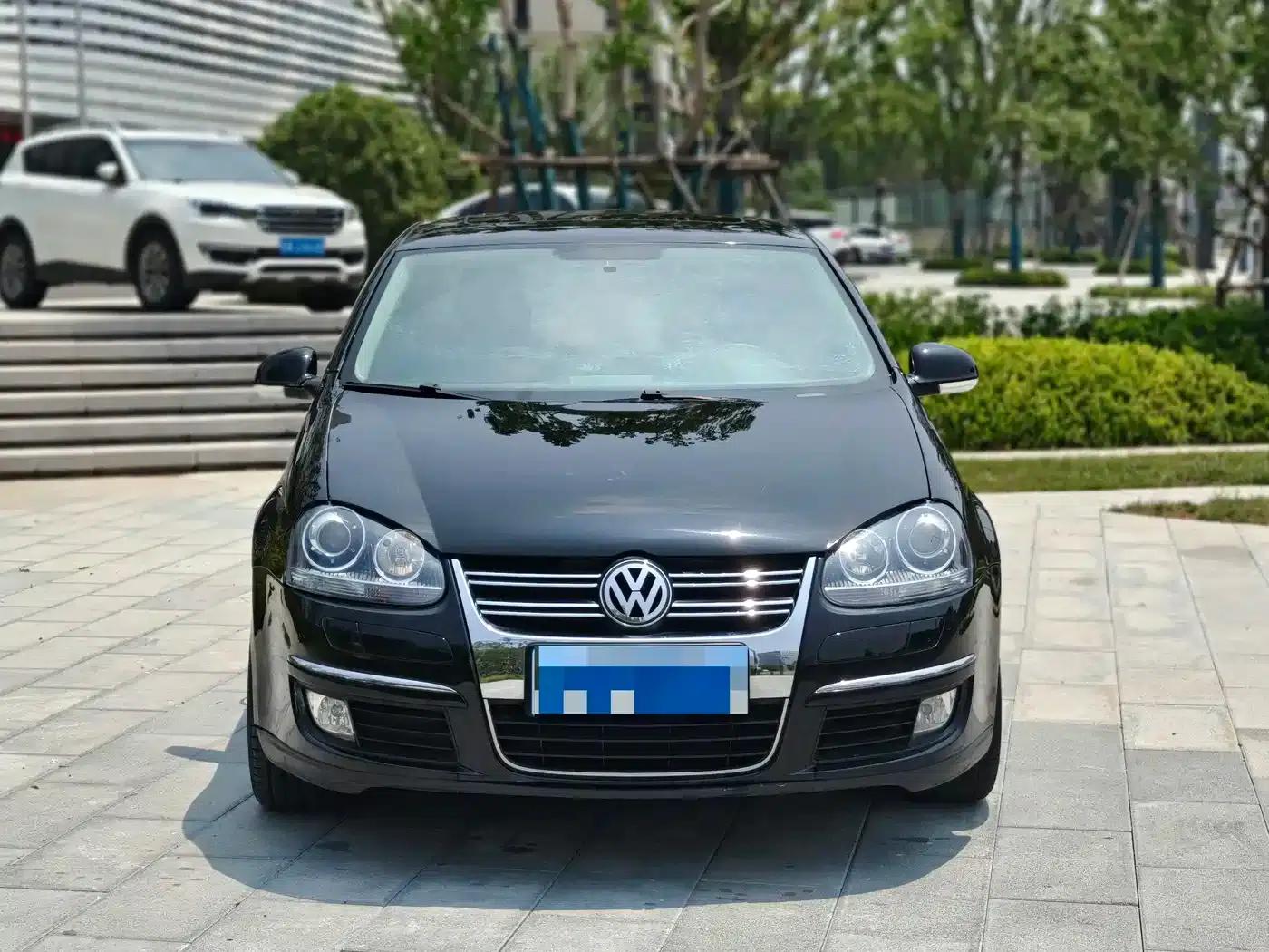 2011 Volkswagen Sagitar 1.6L Automatic Fashion Edition — миниатюра 2