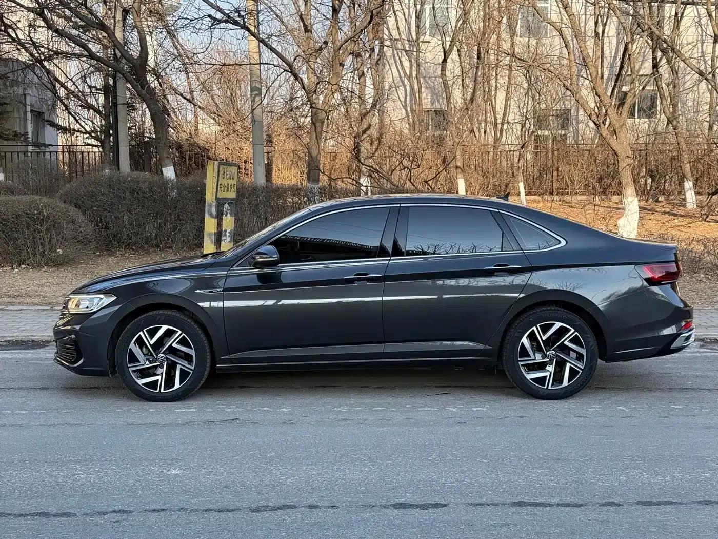 2023 Volkswagen Sagitar 280TSI DSG Beyond Plus Edition — миниатюра 4
